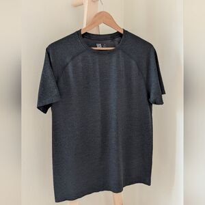 Sporty Athleisure Short Sleeve Crewneck T-Shirt In Black